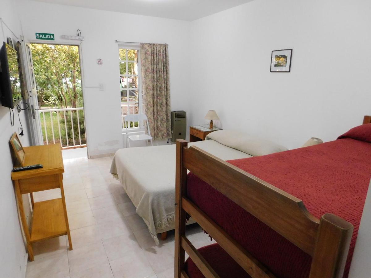 פוארטו מדרין Hosteria Teuly מראה חיצוני תמונה